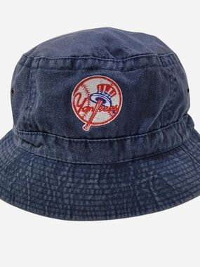 New York Yankees Navy Blue Bucket Hat with Embroidered Logo